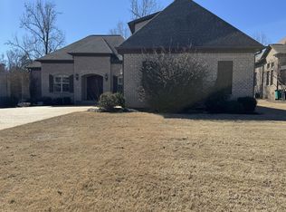 127 Courtland Dr, Saltillo, MS 38866