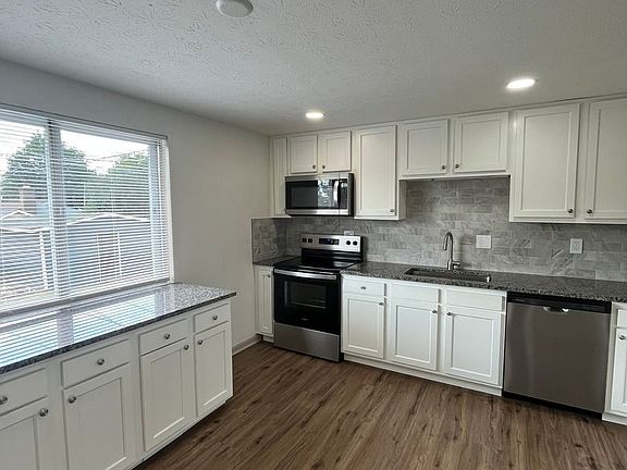 4th image of 3783 Edendale Rd
