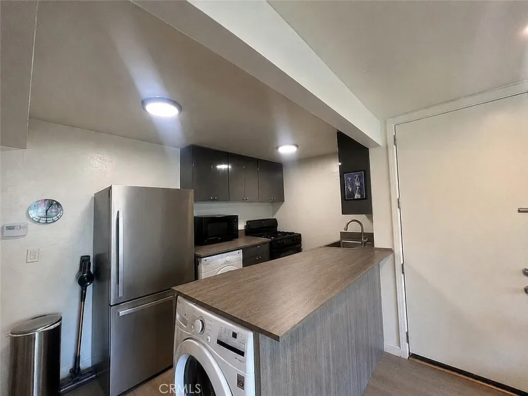 622 Westmount Dr #C — Photo 10