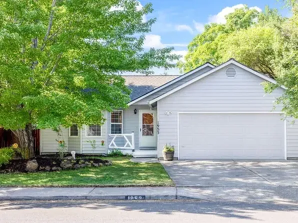 1953 NE Jackson Ave, Bend, OR 97701