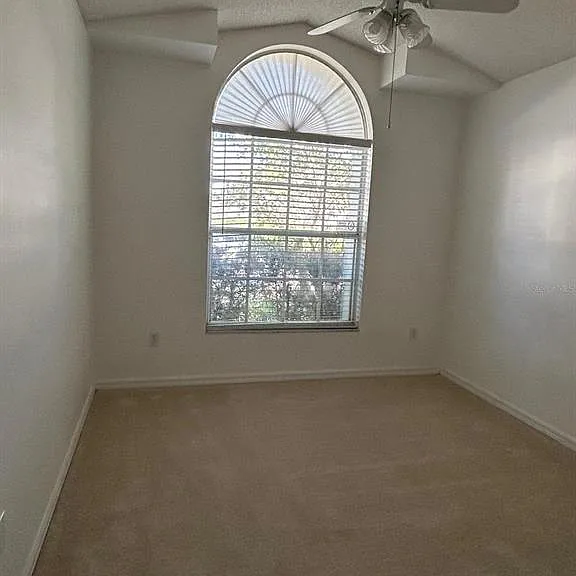 683 Randon Ter — Photo 19