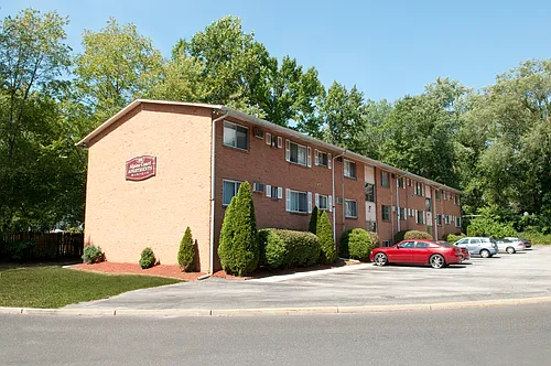 250 W Linden Ave #B1 Photo 1