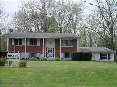 For Sale: 410 Oakdale Rd, Hastings, MI 49058