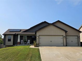 630 Glen Eagle Dr, Troy, MO 63379
