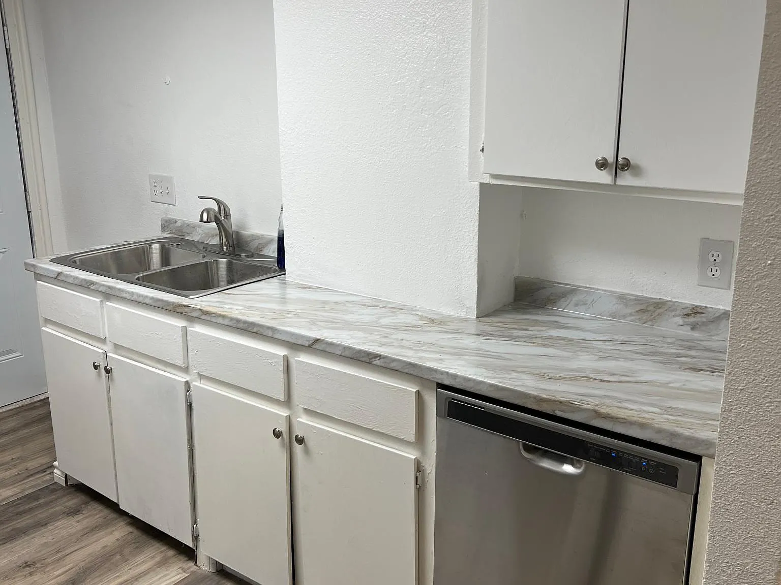 1 bed, 1000 sqft, $900 — Photo 3