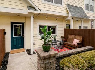 1088 Perry St #B, Columbus, OH 43201