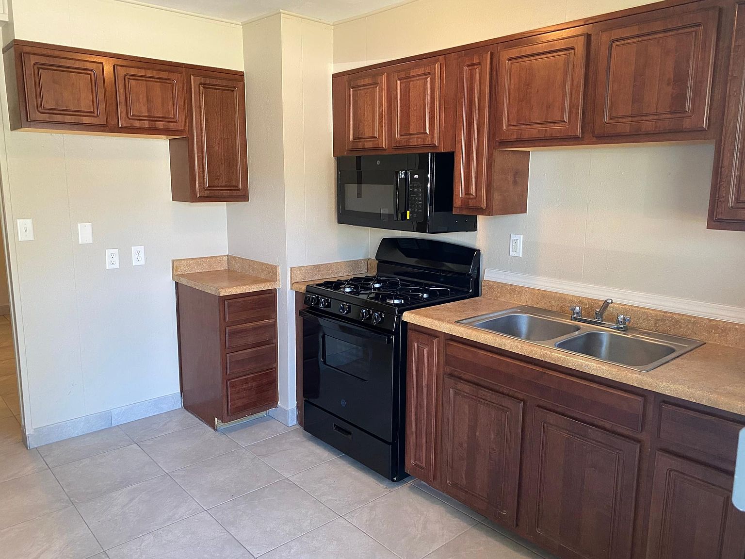 2113 13th St 205, Bay City, TX 77414 Zillow