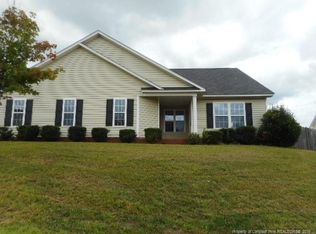 4505 Rose Meadow Dr, Hope Mills, NC 28348