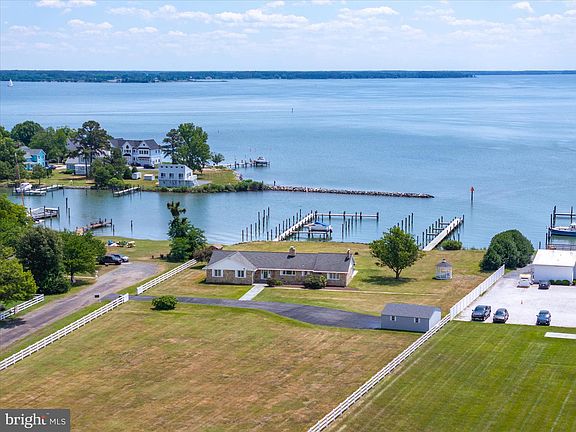 2nd image of 21441 Dogwood Cove Rd