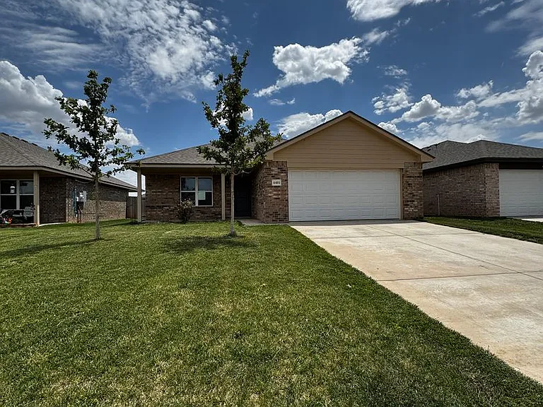 4401 Beacon Rd — Photo 1