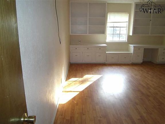 Home for Sale in Burkburnett, TX $82,900
