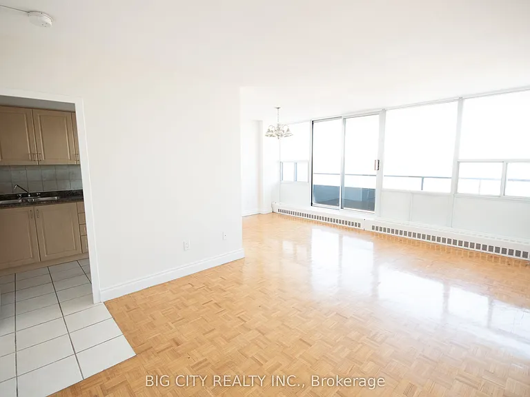 50 Cambridge Ave #18 — Photo 2