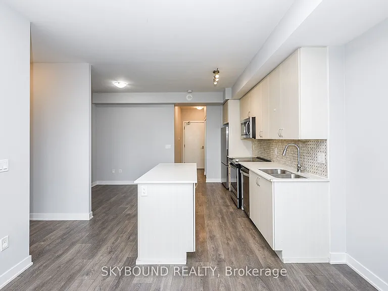 4655 Glen Erin Dr #210 — Photo 9