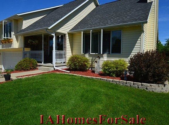 Landscaping - Irrigation system - 3/4 acre lot. In-ground fence for animal lovers.