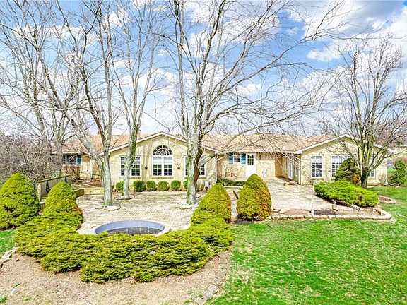 2nd image of 6479 Fairway Ct