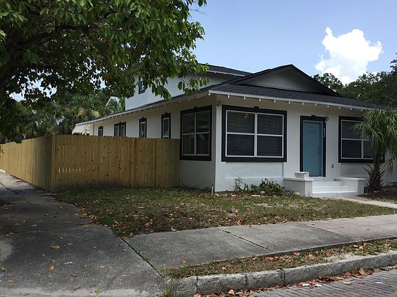3rd image of 802 N Willow Ave