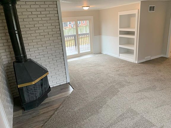 5th image of 3625 Poplar Ave
