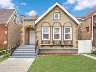 6635 S Karlov Ave, Chicago, IL, 60629