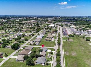 304 Hancock Bridge Pkwy, Cape Coral, FL 33990