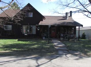 W19039 3rd St, Aniwa, WI 54408