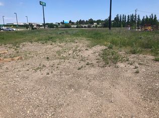 414 24th St SW, Jamestown, ND 58401