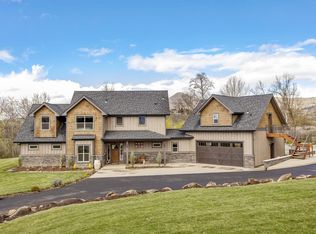 4131 Coal Mine Rd, Medford, OR 97504