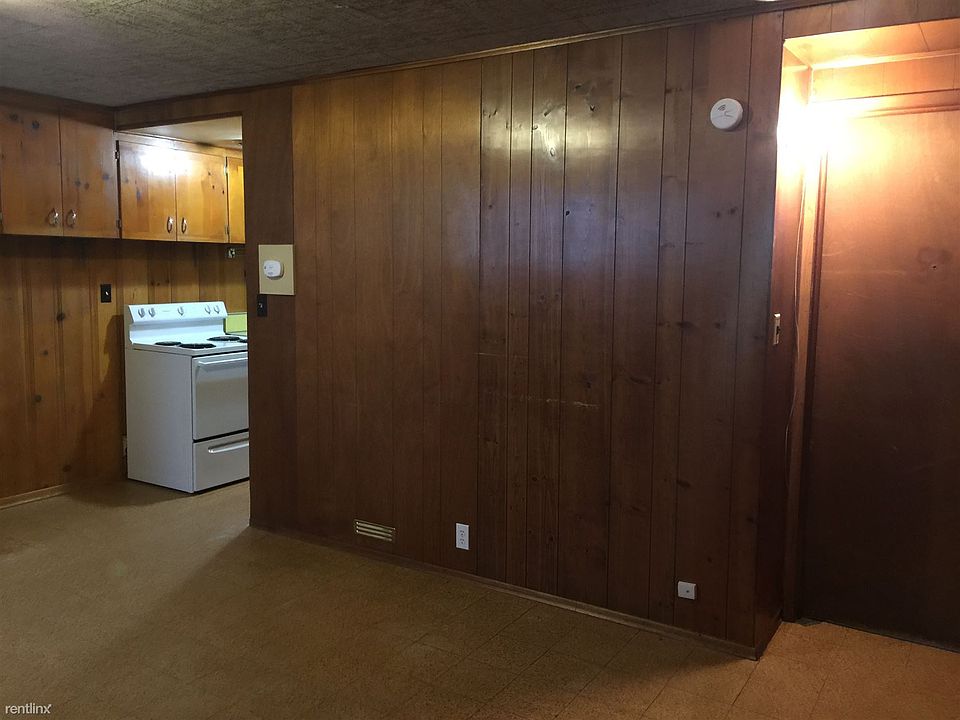 1st image of 1009 S 11th Ave APT 2