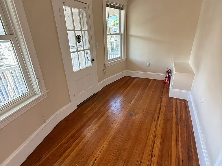 98 W Quincy St #2 — Photo 12