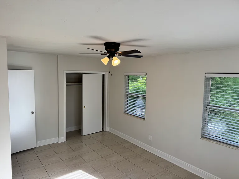 900 1st St N #7 — Photo 9