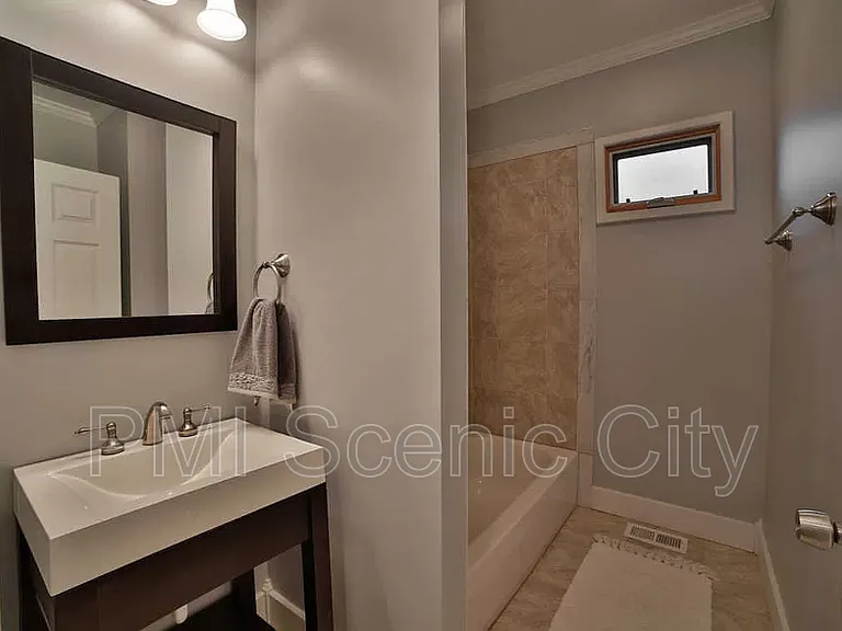 513 Lytle St — Photo 47