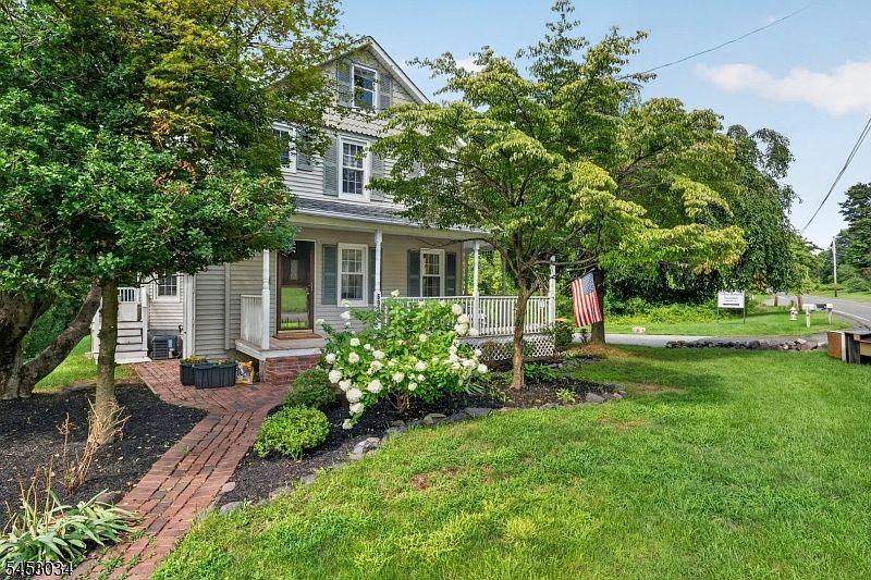1st image of 693 Amwell Rd