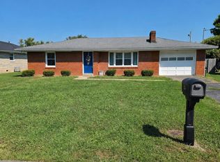 817 Maplewood Dr, Mount Sterling, KY 40353