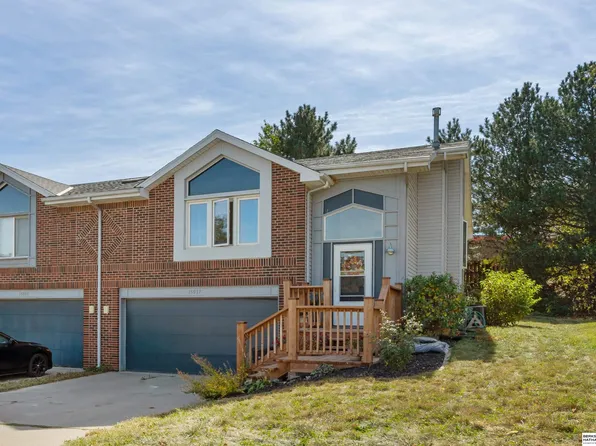 15937 Gold Cir, Omaha, NE 68130