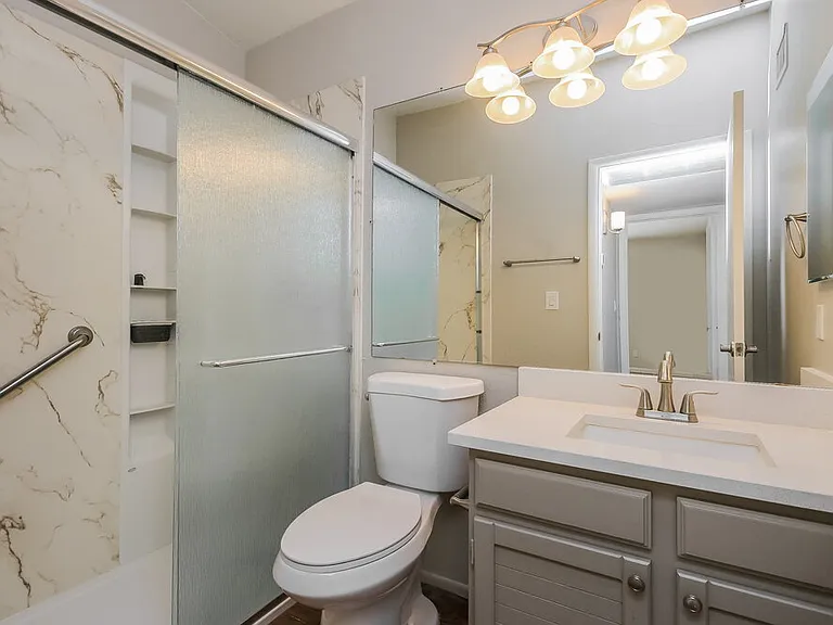 1338 N Brittany Ln — Photo 17