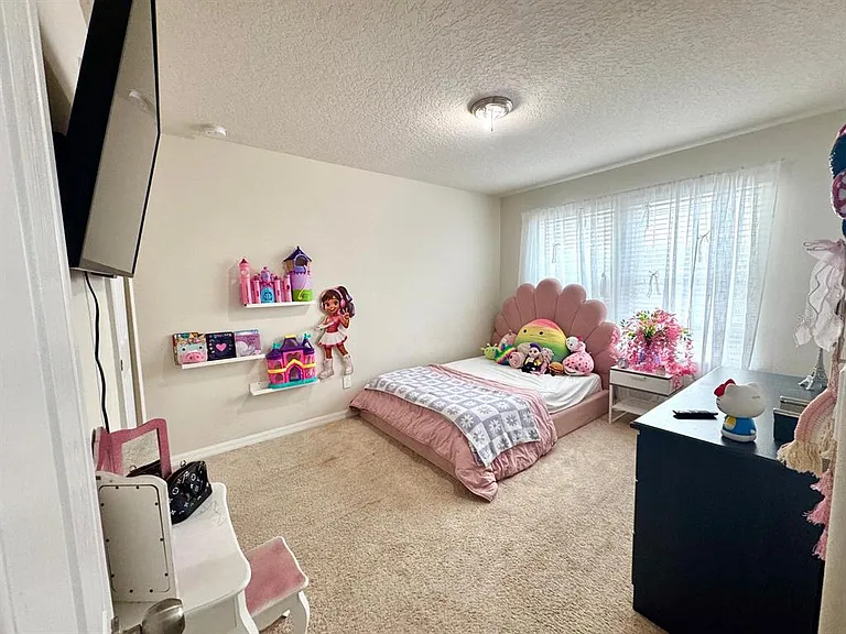8042 Corkfield Ave — Photo 16