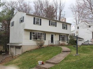 99 Glann Rd, Apalachin, NY 13732