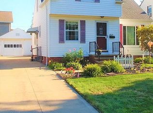 4805 Park Dr, Cleveland, OH 44144