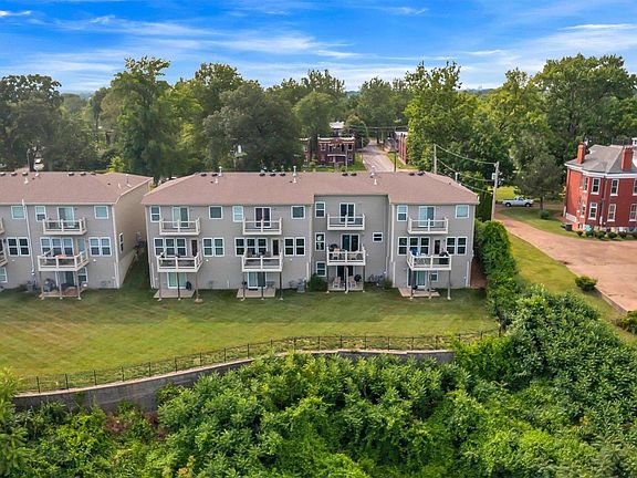 3rd image of 5102 Chouteaus Bluff Dr