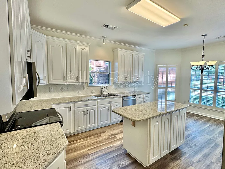 113 River Chase Ct — Photo 16