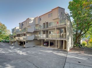 2939 79th Ave SE #42A, Mercer Island, WA 98040