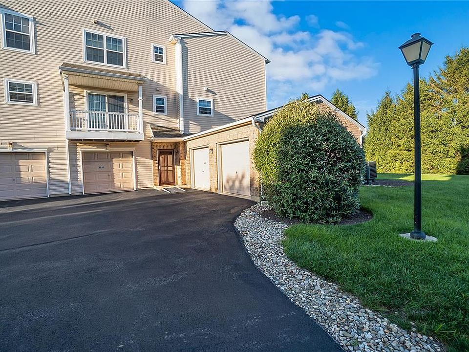 1st image of 6850 Pioneer Dr