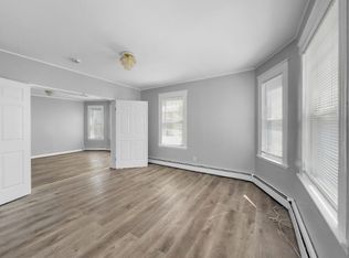 81-83 Greenwood St FLOOR 3, Lawrence, MA 01841
