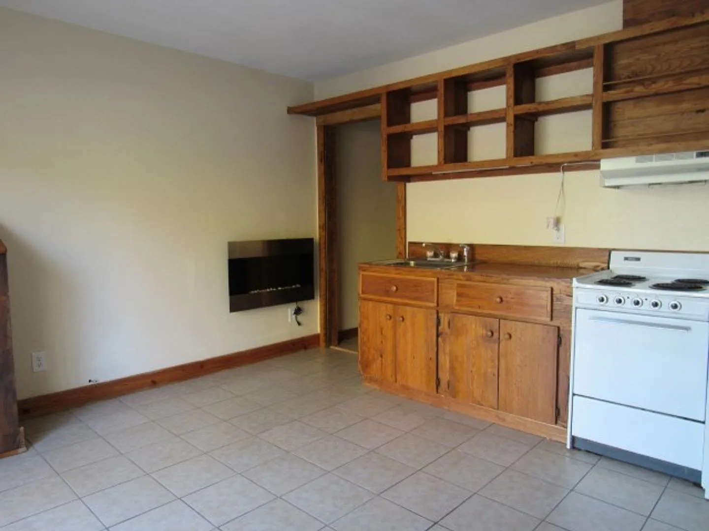 105 East Sylva Circle — Photo 2