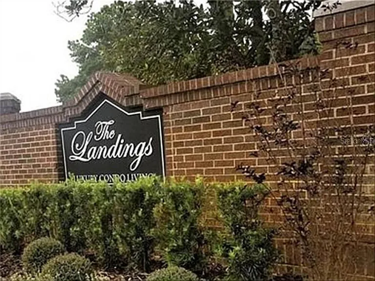 4211 Chatham Oak Ct #102 — Photo 30
