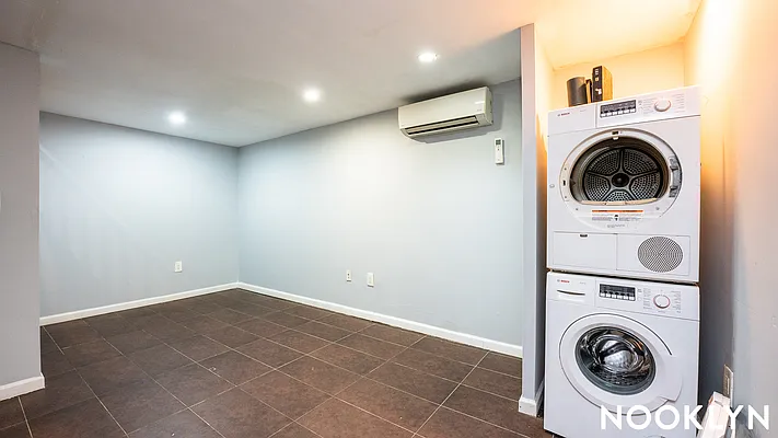Rented by Nooklyn NYC LLC | media 3