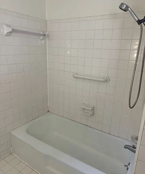 Oriole Cir — Photo 10