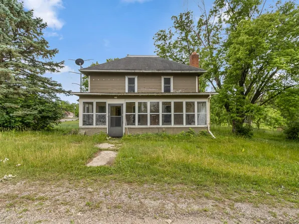 230 E Van Buren St, Poynette, WI 53955