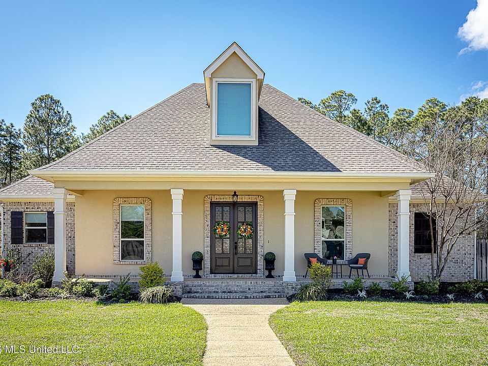 1st image of 3509 Oakleigh Cir
