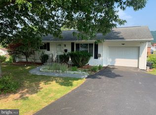 663 5th St, Romney, WV 26757