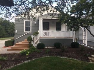 1005 S Riverside Dr, Elmhurst, IL 60126